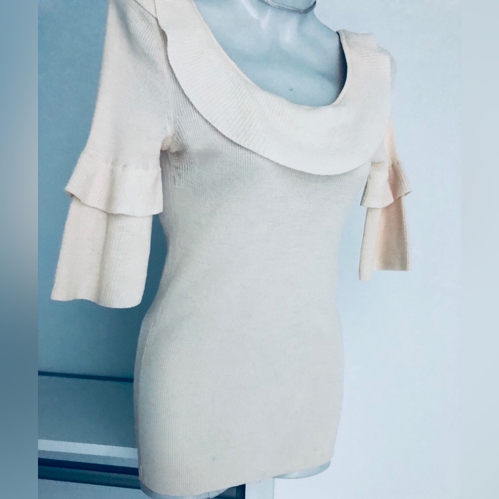 Dolce & Gabbana Cream Ruffle Sleeve Sweater.Size 38